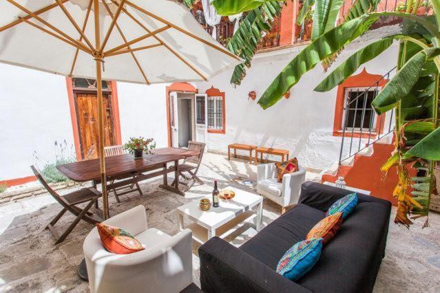 Apartamentos El Patio Andaluz Херес-де-ла-Фронтера Экстерьер фото